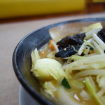 Kourakuen - 野菜は餃子と同じく工場で一括処理）