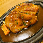 街の小さなレストラン 9.9.9 - ポークステーキ。表面カリッと。