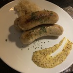 ＥＳＳＥＮ　ＳＡＰＰＯＲＯ - 自家製ソーセージ　3種盛り