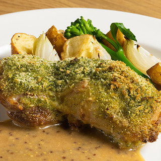 ``Shingen Chicken Grilled with Herbed Breadcrumbs'', whose aroma of herbs whets the appetite