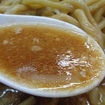 麺でる - 醤油が効いている