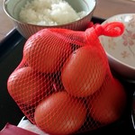 ひまわり農園 - 朝採れ卵は7個、あまりはお持ち帰りできます