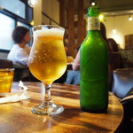 Cafe glue - グラスビール