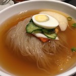 一龍 - 手打ち冷麺（中）（￥990）