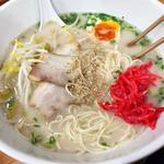 麺謹製3L's - らーめん（紅ショウガとゴマ追加）