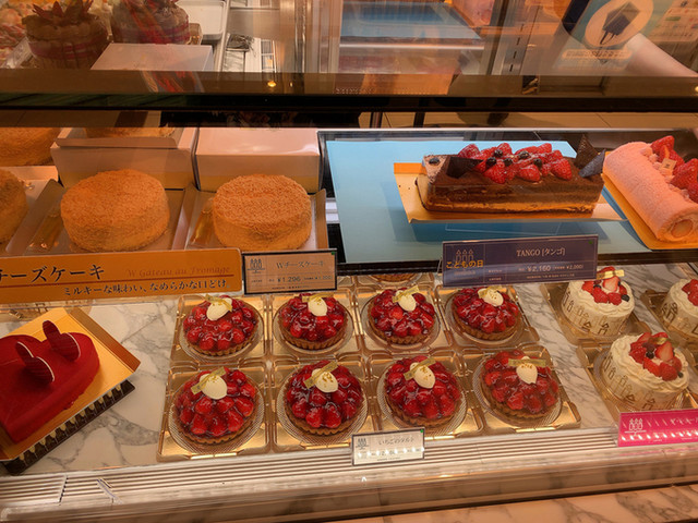 アンリ シャルパンティエ 博多阪急店 博多 ケーキ 食べログ