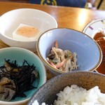 co-fuque cafe - 2019年3月　ハンバーグ定食の小鉢
