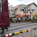 大一そば - お店と阪急電車