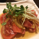 鶏's - 鶏's(厚揚げの自家製玉ねぎドレッシングかけ)