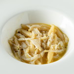 FUGA - 十三湖朝どれ白魚のトロフィエ