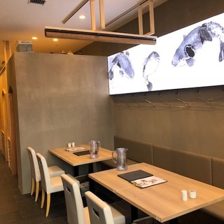 半個室
※個室には限りがありますので、ご予約の際にお問い合わせください。