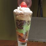 ピエール マルコリーニ - マルコリーニ ストロベリーパフェ