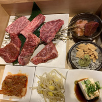 やきにくのバクロ 博多店 - バクロの和牛三味セット(ホルモン)