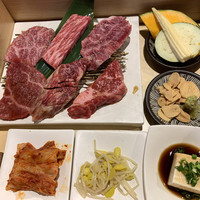 やきにくのバクロ 博多店 - バクロの和牛三味セット(野菜)
