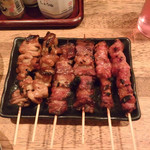 秋元屋 - シロ・チレ・カシラ