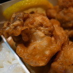 第3シーサイドカフェ - ゴロゴロ入る鶏カラ