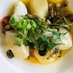 オークラカフェ&レストラン メディコ - アンチョビと白身魚のスープ煮2450円