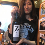 煙陣 - Japan=お酒は、作のZだぜ〜っと！
美人でしょ〜菜々緒似の女性もお酒も小生の好みです。