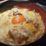 炭火やきとり 萩 - 豆乳チーズ親子丼