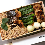 鳥しき - 焼鳥弁当おみや♡￥２５００