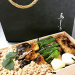 鳥しき - 焼鳥弁当おみや♡￥２５００