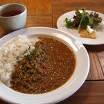 Kamogawa Kafe - シイタケとレンズ豆のカレーランチ