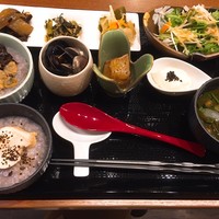 ヒル薬膳粥・ヨル貝料理カイノクチ - 