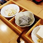 カネマス弥平とうふ店 - 3種豆腐食べ比べ