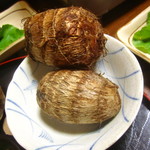 霧島 - ホクホクの蒸したての里芋