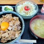 のみくい処藤 - すた丼。これで700円はお得。