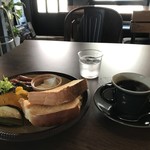 RETRO AND STONE - 土山の大好きなカフェ「GASSE」がブレンドし焙煎するコーヒーが付くモーニング（２０１９．５．３０）