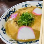 山為食堂 - なるとかまぼこ1
      板かまぼこ2ってのが粋