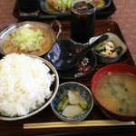 又兵衛 - もつ煮込み定食 ￥650