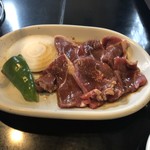 焼肉ショップ くう蔵 - 生ラムランチ ¥750です。