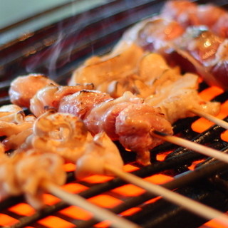 Enjoy Grilled skewer including rare cuts and a wide variety of a la carte dishes.