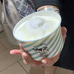 生クリーム専門店 Milk 新宿店 - 
