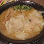 広州市場 - 濃厚海老雲呑麺
