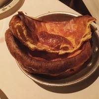 ロウリーズ・ザ・プライムリブ 恵比寿ガーデンプレイス店 - ヨークシャープディング