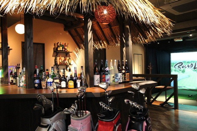 リゾート × ゴルフバー BB （Resort × Golf Bar BB） - 江坂/バー