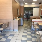 マクドナルド - 店内はこんな感じ