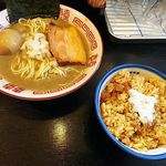 中華ソバ 伊吹 - 