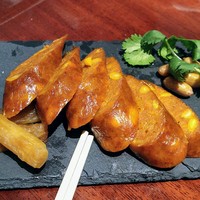 個室中華 頤和園 京橋店 - 腸詰めはどことなくカレー風味
