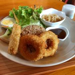 カフェ ハッコウ - イカリング風