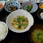 プロレス居酒屋 リングサイド  - 日替り定食 ○鶏の梅煮定食