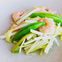 海老と季節野菜のあっさり皇家塩炒め