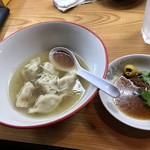 なんやかんや - 海老入り水餃子 500円