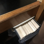 一条流がんこ総本家分家四谷荒木町 - 箸はカウンターの引き出しに