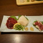 【recommendation! 】3 pieces of horse sashimi