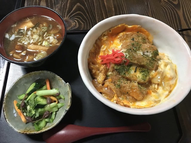 かしわ家 - 松葉（食堂）の写真