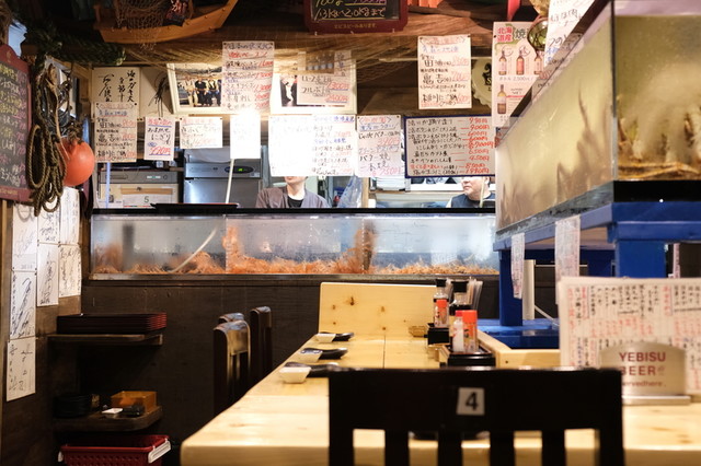移転】マルカン漁業部 海がき本店 - 函館駅前/海鮮 | 食べログ